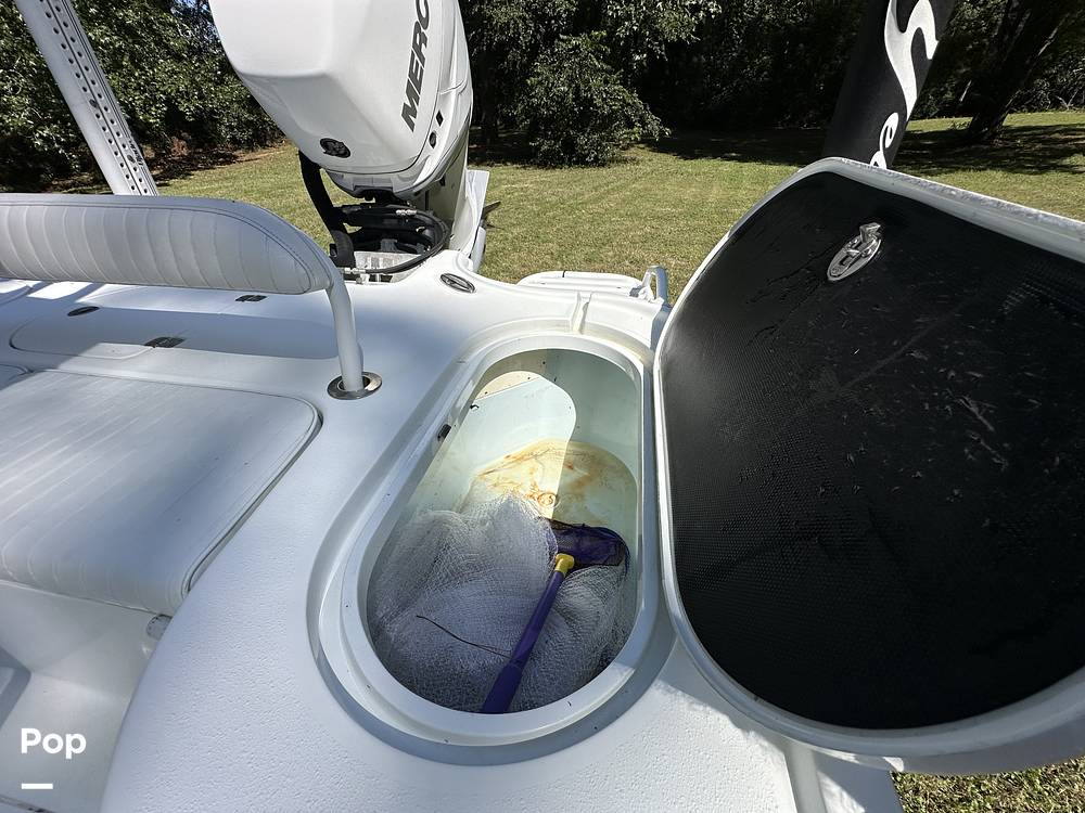 Slide: The Image of Yellowfin 24 BAY 2013 - 14685339