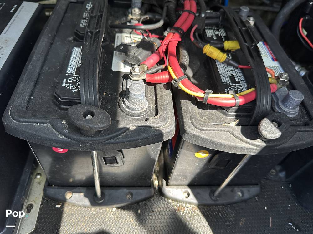 Slide: The Image of Batteries - Engine - 14685374