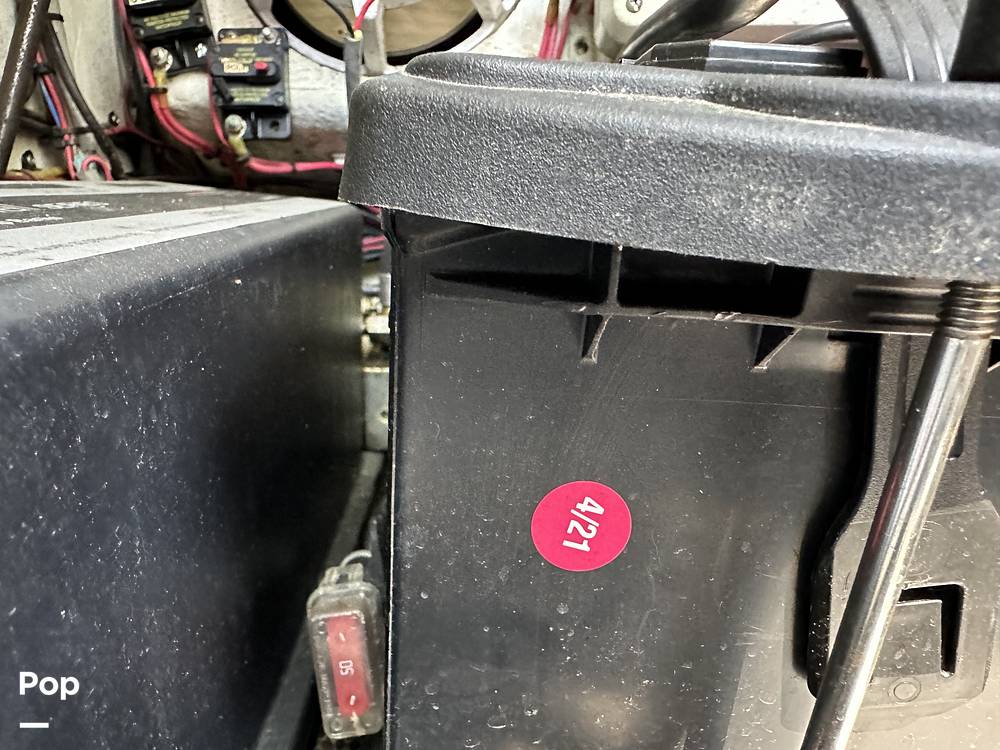 Slide: The Image of Batteries - Engine - 14685373