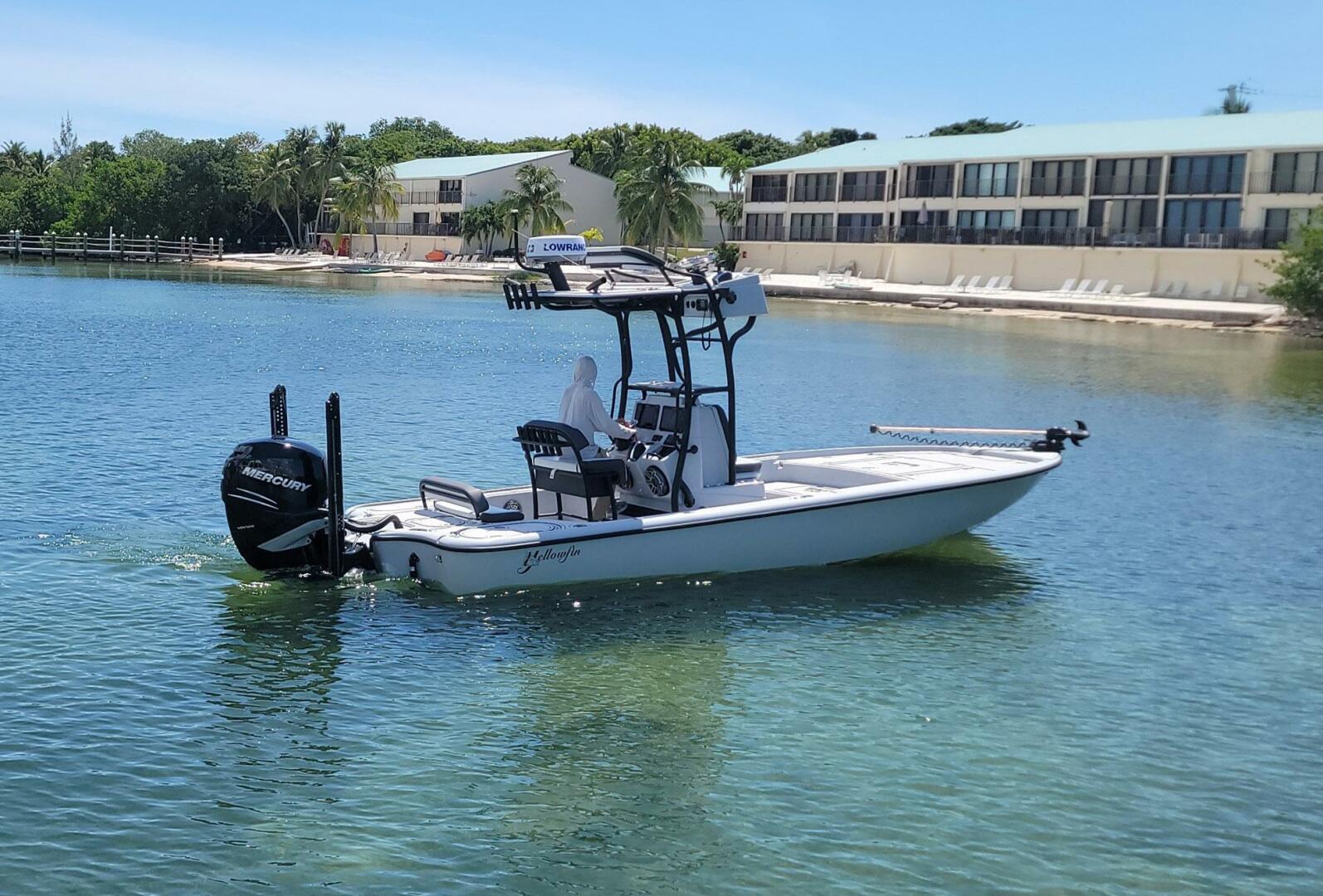 Slide: The Image of Yellowfin 24 Bay CE 2023 - 5513004