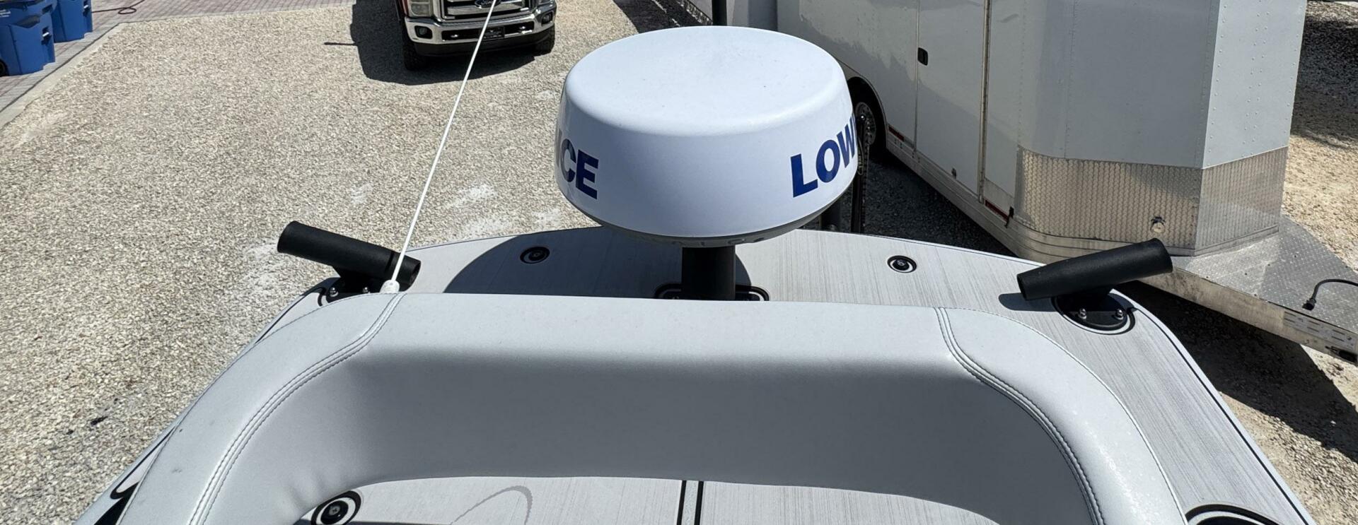 Slide: The Image of Yellowfin 24 Bay CE 2023 - 5513027