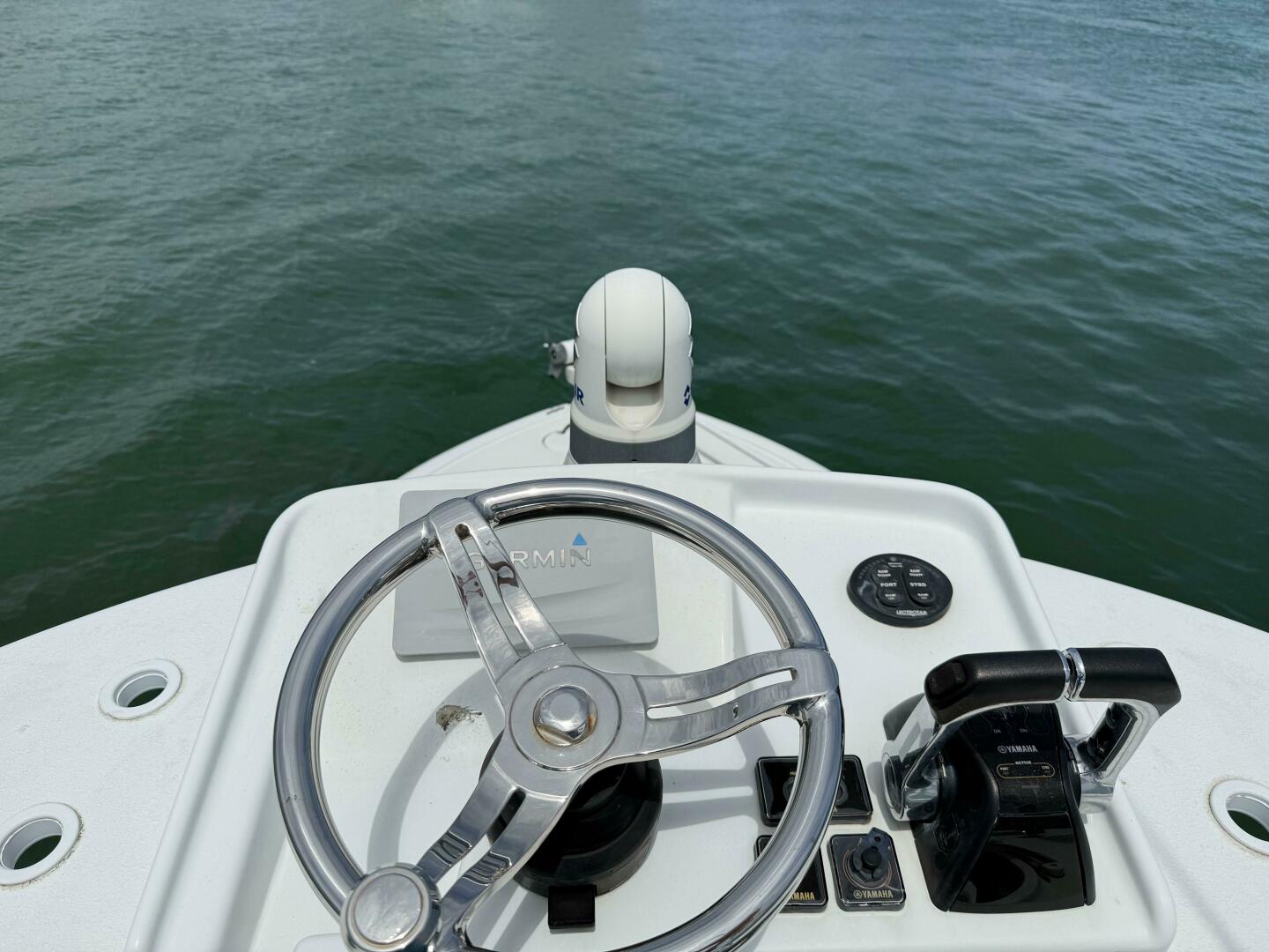 Slide: The Image of 2016 Yellowfin 26 Hybrid Power 9791908 978171994 0 130520250611 31 - 5305153