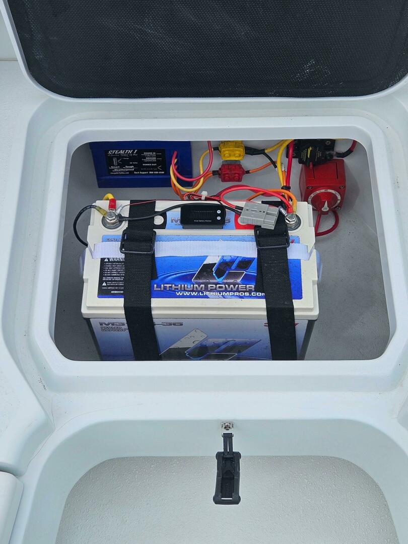 Slide: The Image of 2016 Yellowfin 26 Hybrid Power 9791908 978171975 0 130520250609 12 - 5305165