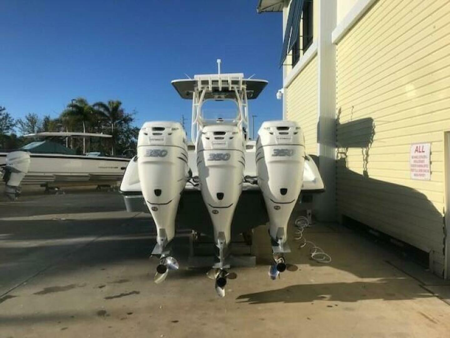 Slide: The Image of Yellowfin 34 Offshore 2019 - 5425759