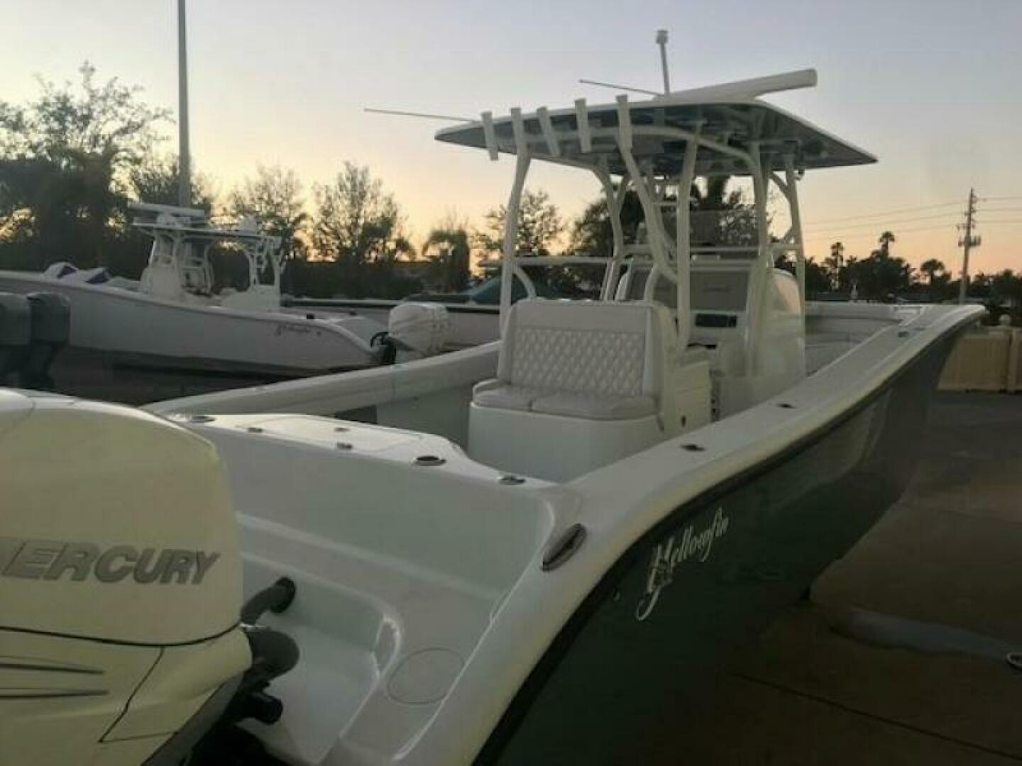 Slide: The Image of Yellowfin 34 Offshore 2019 - 5425770