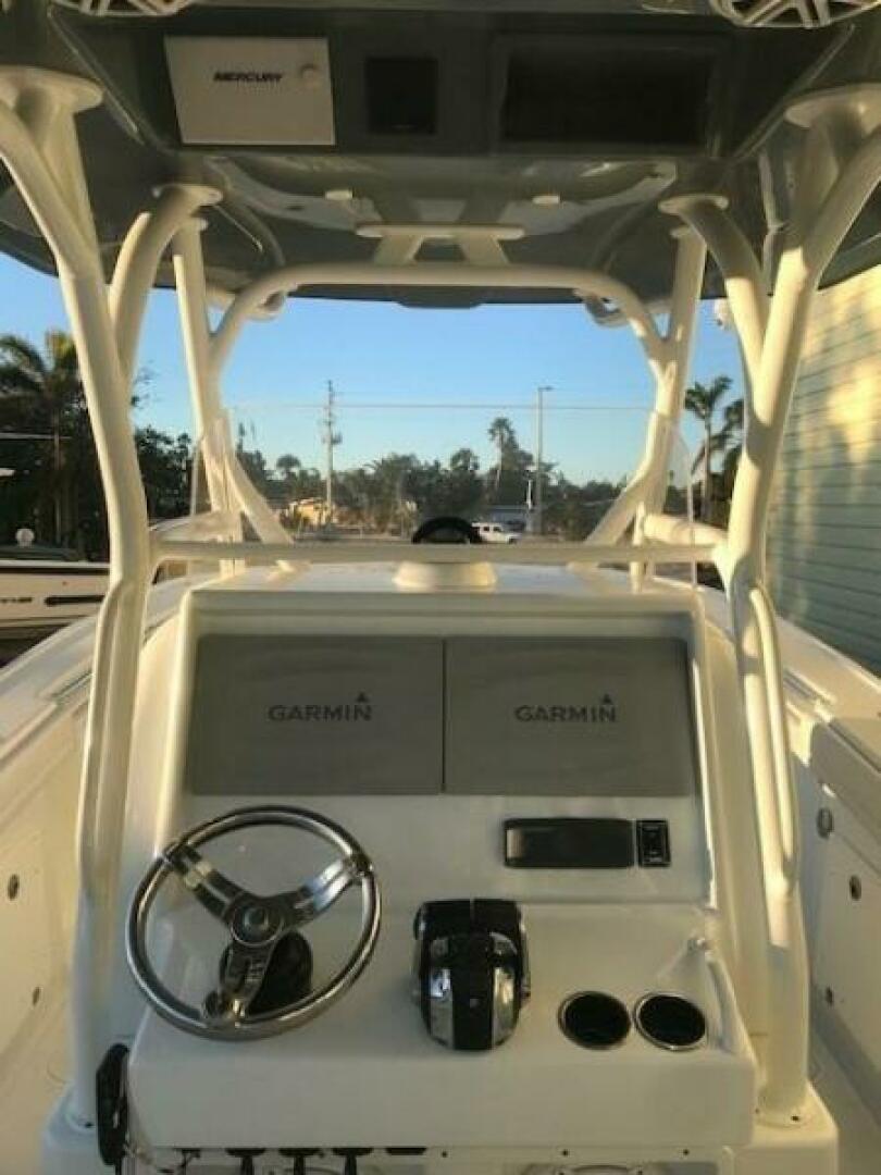Slide: The Image of Yellowfin 34 Offshore 2019 - 5425789
