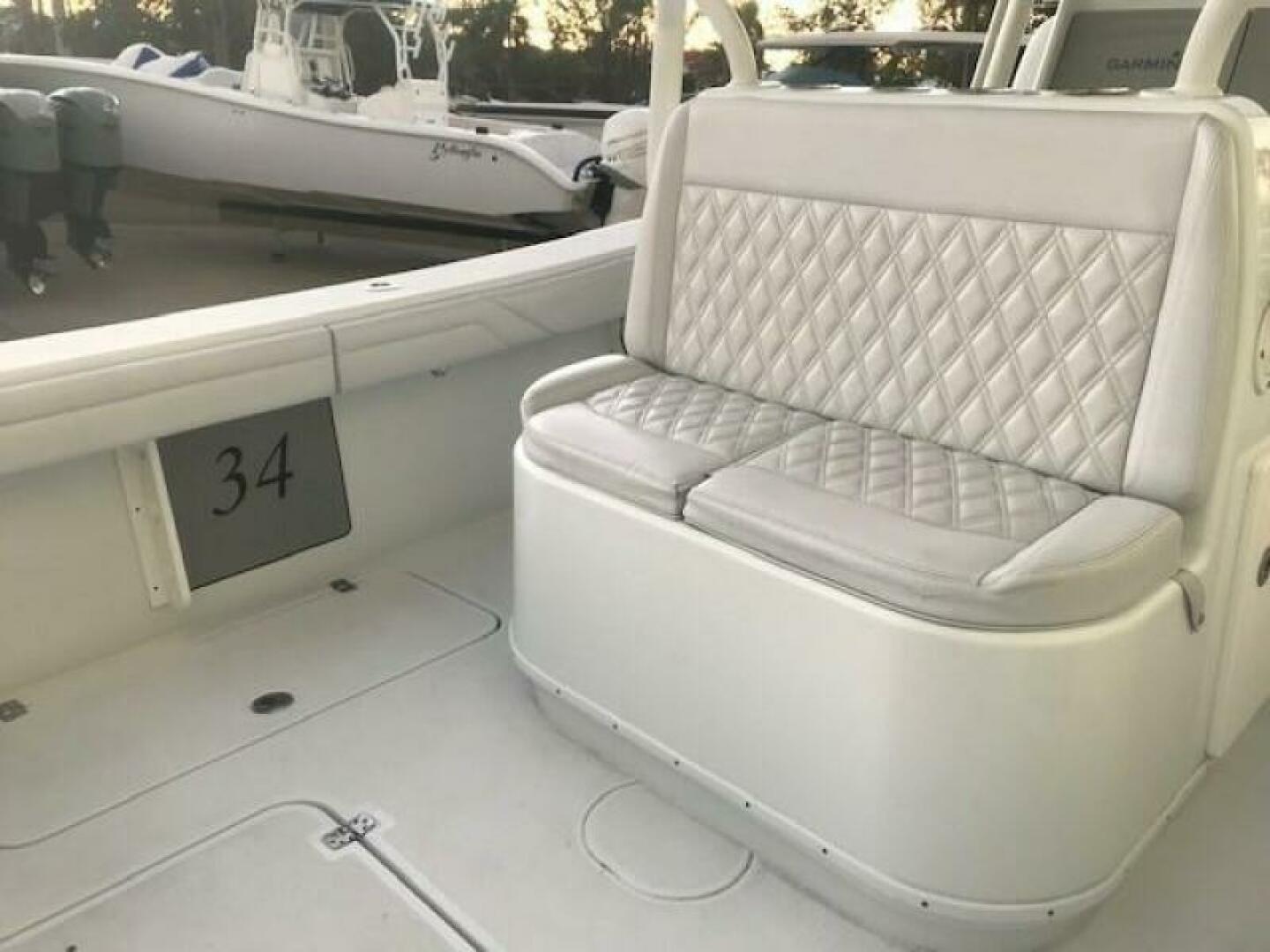 Slide: The Image of Yellowfin 34 Offshore 2019 - 5425798