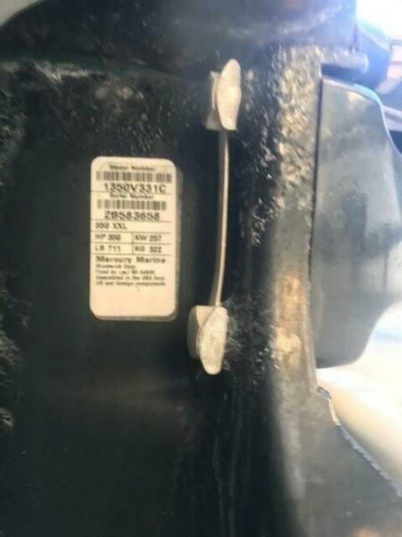Slide: The Image of Yellowfin 34 Offshore 2019 - 5425803