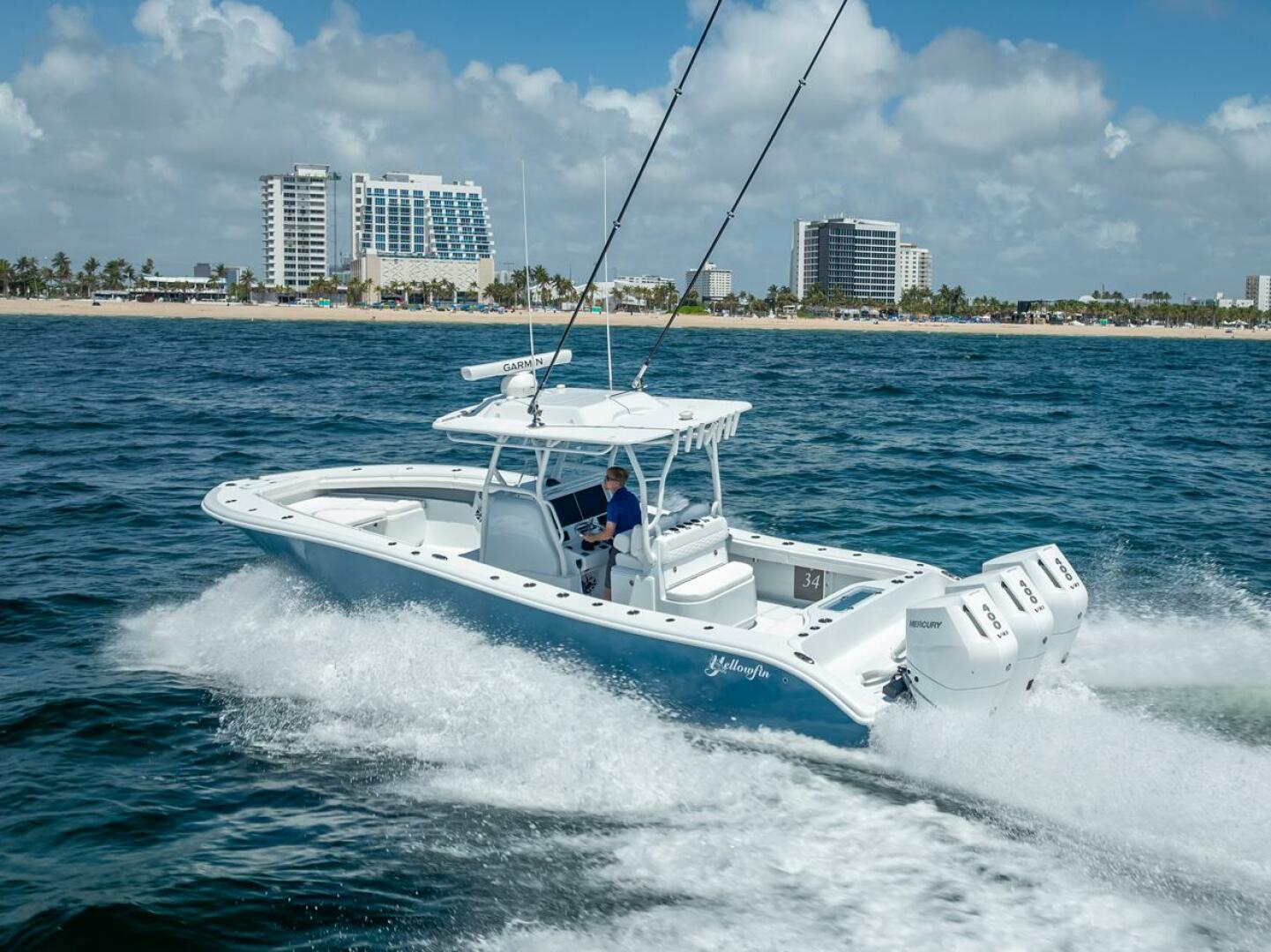 Slide: The Image of Yellowfin 34 Offshore 2025 - 4493244