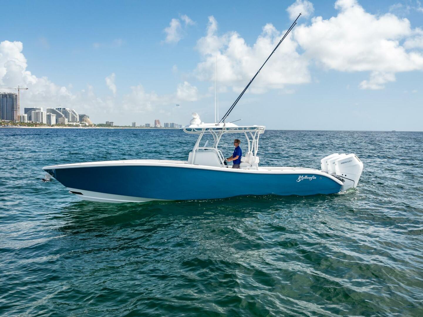 Slide: The Image of Yellowfin 34 Offshore 2025 - 4493246