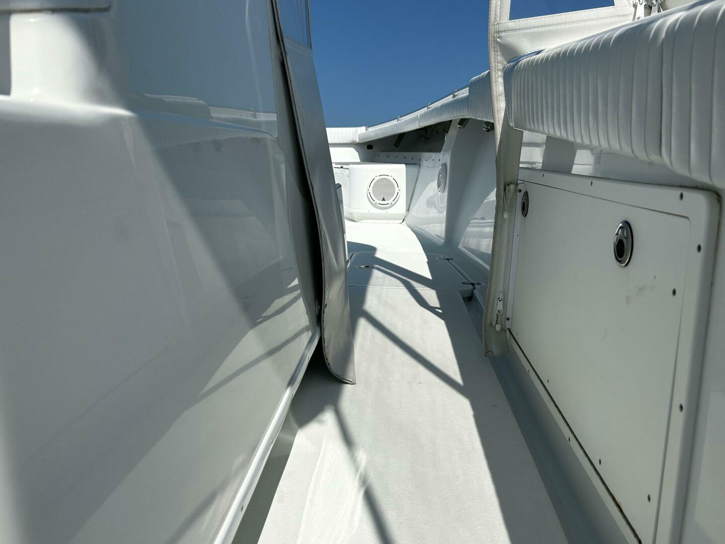 Slide: The Image of Yellowfin 36 2013 - 12