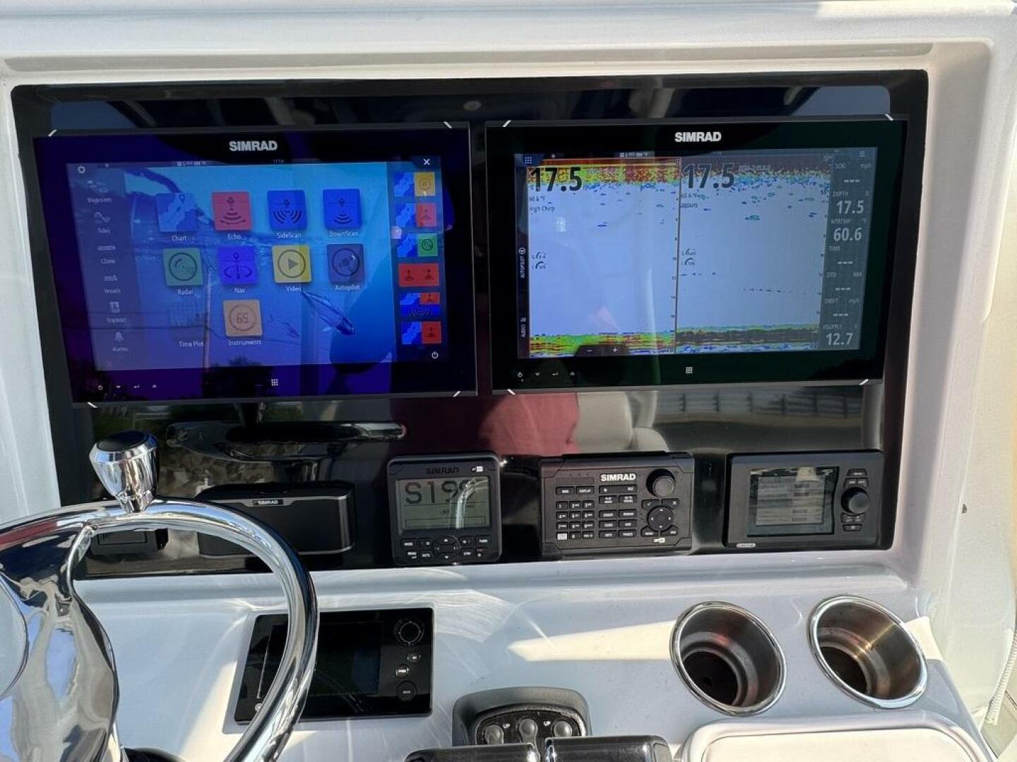 Slide: The Image of Yellowfin 36 2014 - 5487511