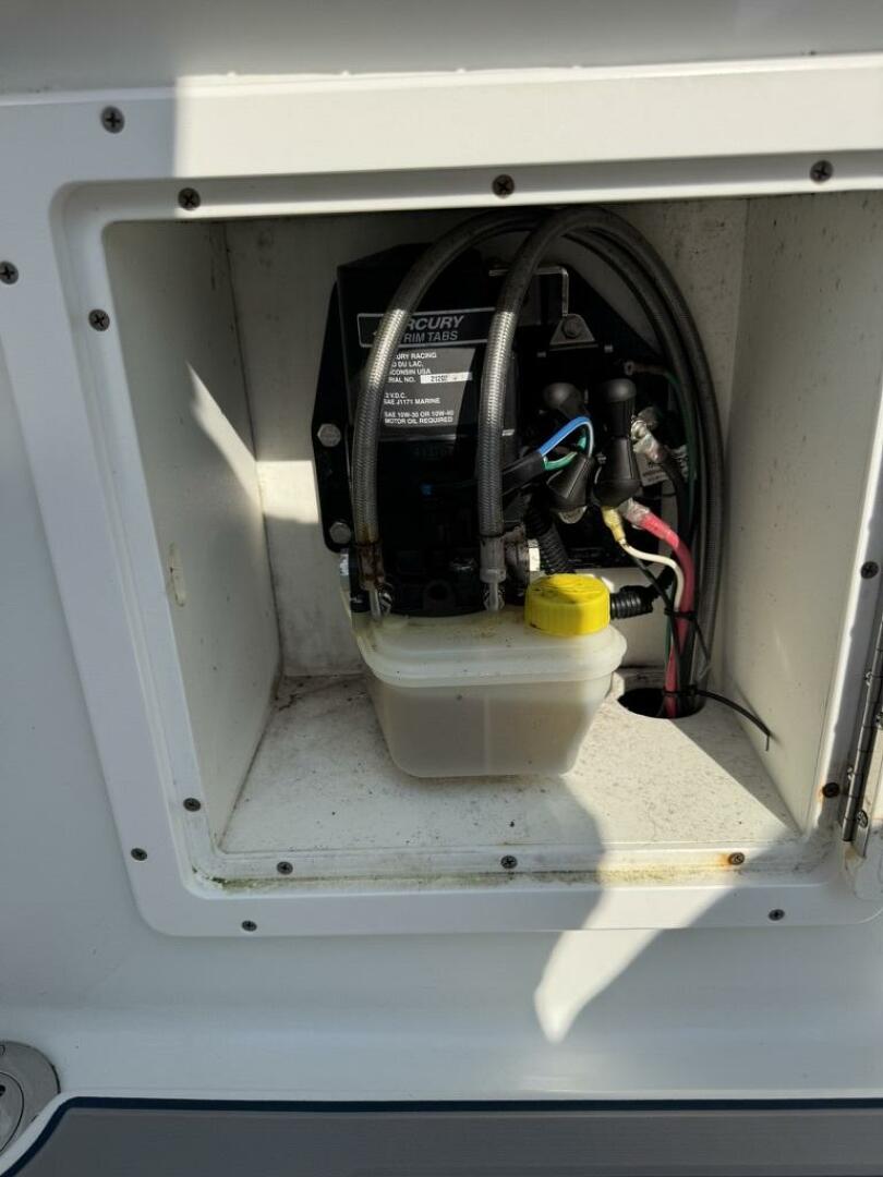 Slide: The Image of Yellowfin 36 2014 - 5487513