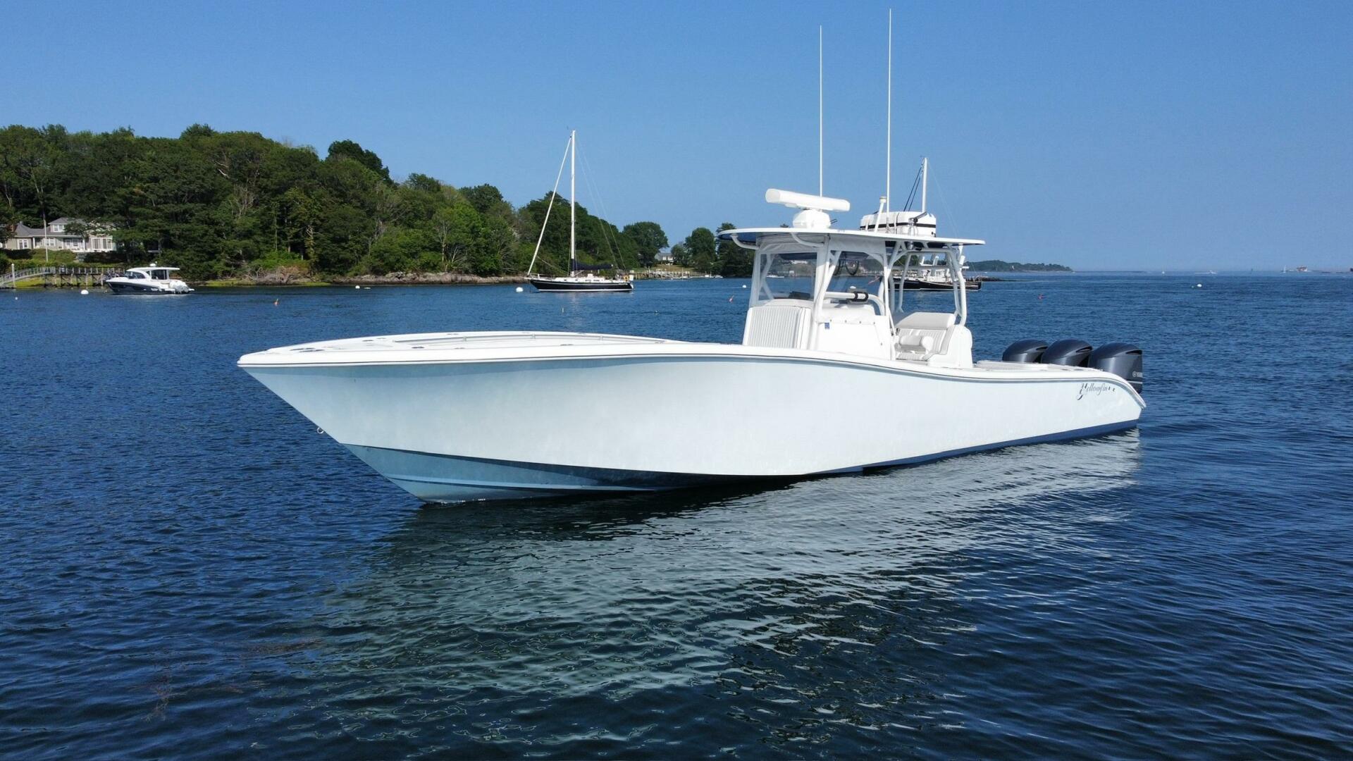 Slide: The Image of Yellowfin 36 2014 - 5487525