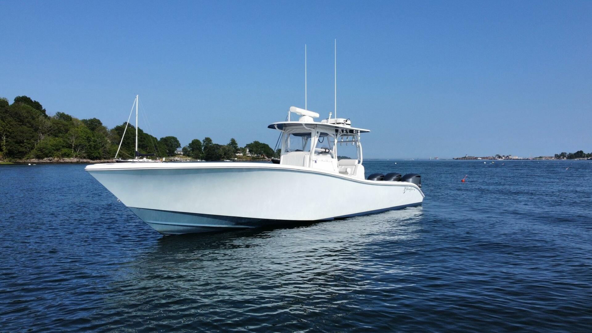 Slide: The Image of Yellowfin 36 2014 - 5487526