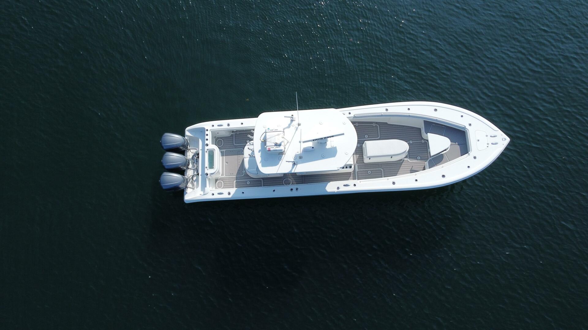 Slide: The Image of Yellowfin 36 2014 - 5487530