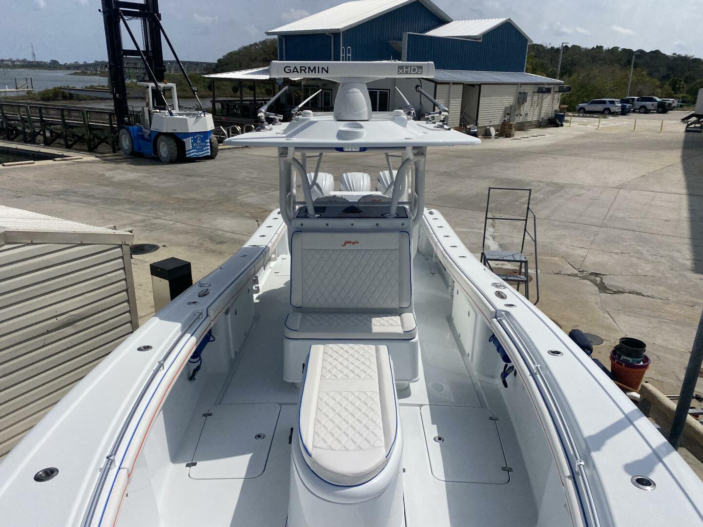 Slide: The Image of Yellowfin 36 CC 2021 - 5165941