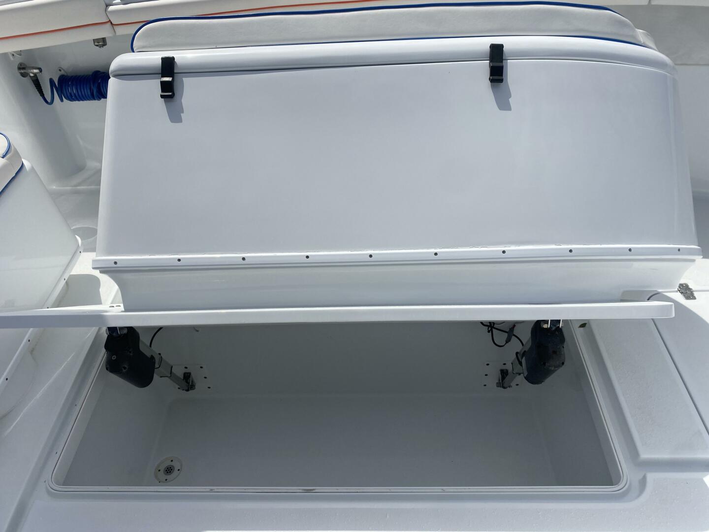 Slide: The Image of Yellowfin 36 CC 2021 - 5165951