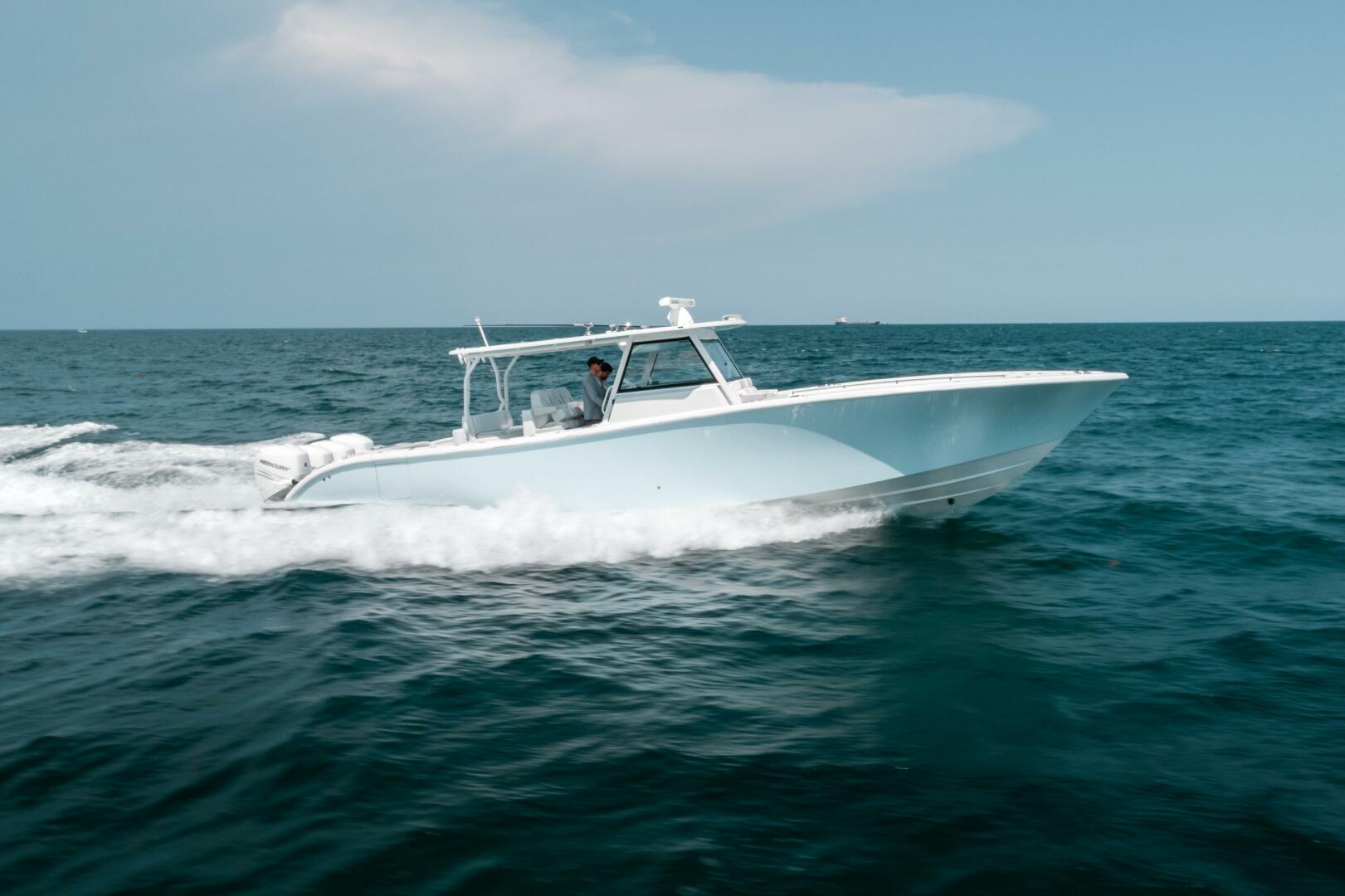 Slide: The Image of Yellowfin 42 2017 - 5343260
