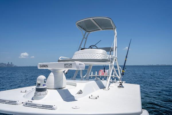 Slide: The Image of Yellowfin 42 2023 - 51
