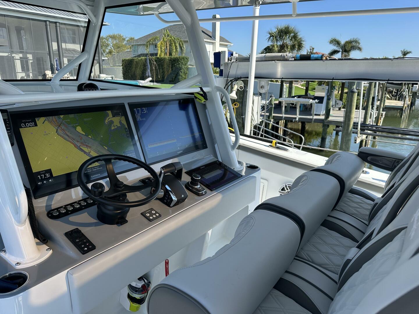 Slide: The Image of Yellowfin 42 CC 2025 - 5082663
