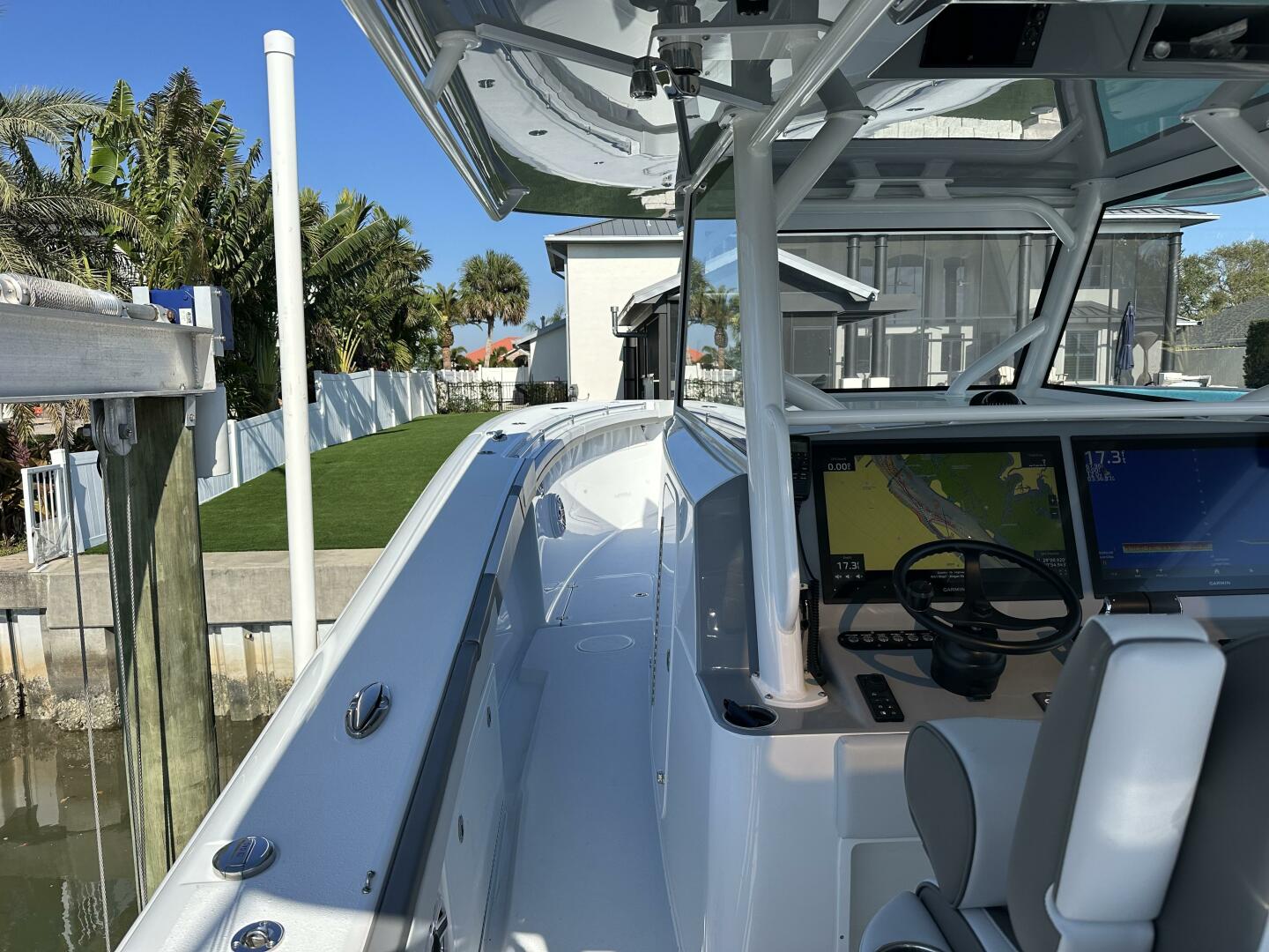 Slide: The Image of Yellowfin 42 CC 2025 - 5082664