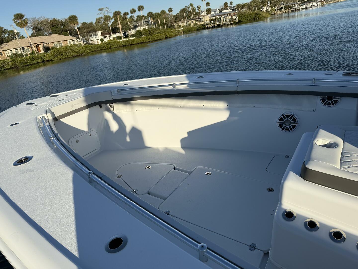 Slide: The Image of Yellowfin 42 CC 2025 - 5112772