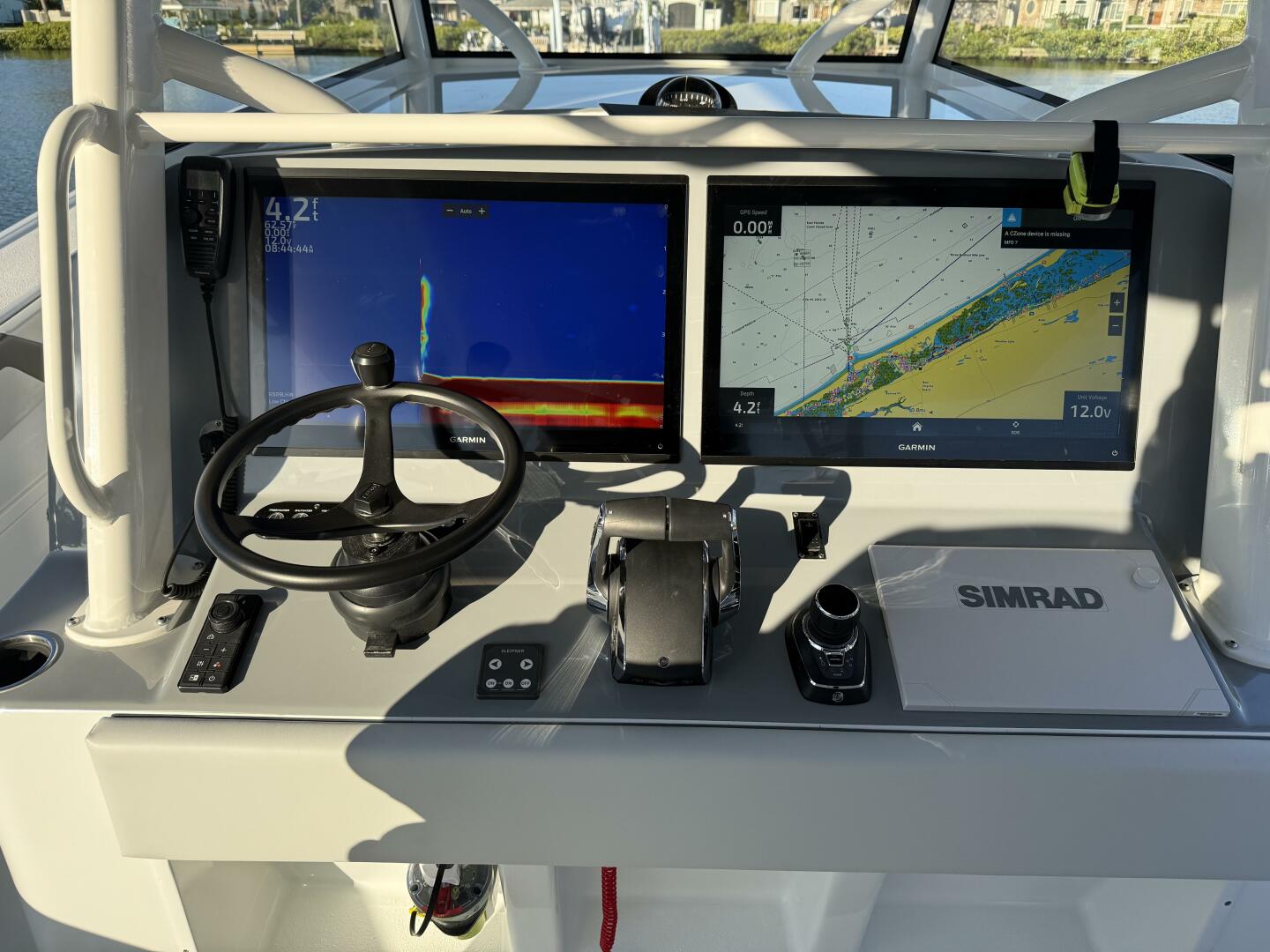 Slide: The Image of Yellowfin 42 CC 2025 - 5112897