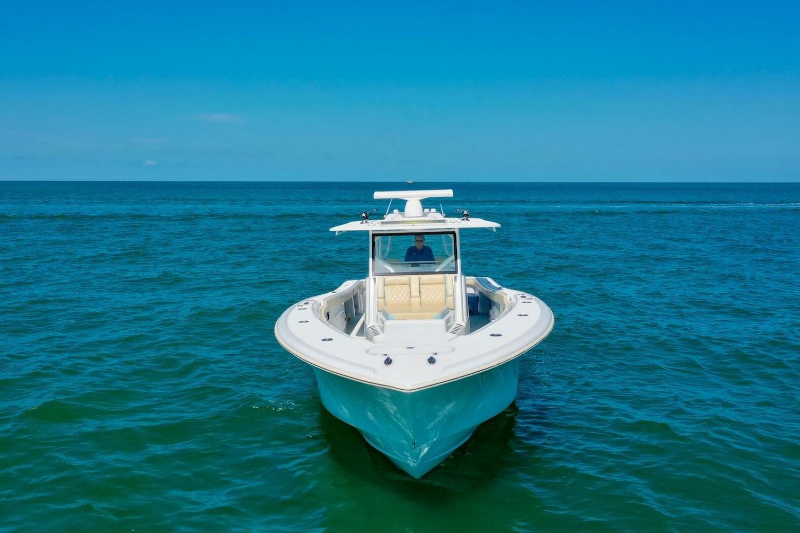 Slide: The Image of 2022 Yellowfin 42 Center Console 'Genesis' Bow View - 4399857