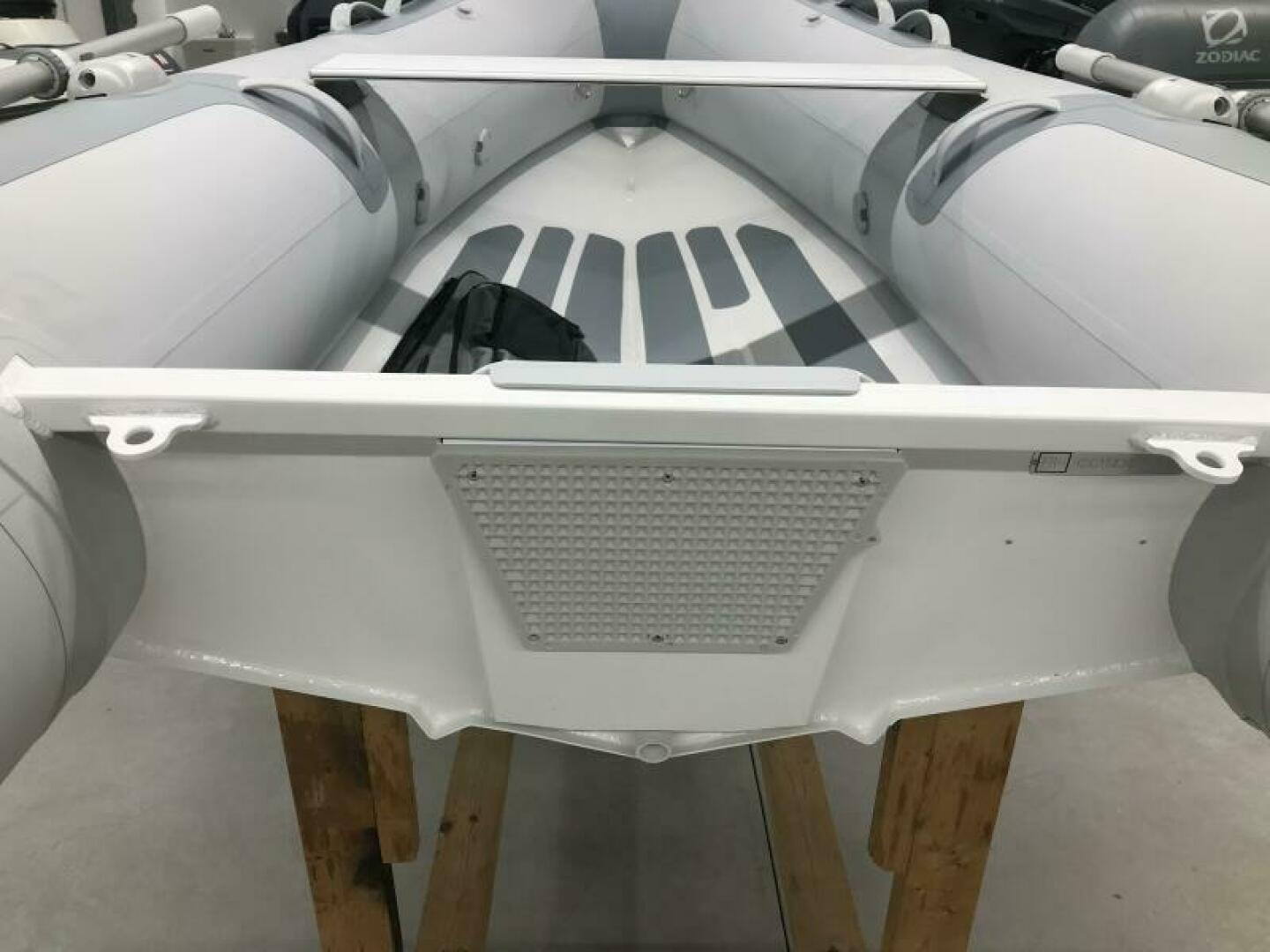 Slide: The Image of Zodiac Cadet  300 RIB ALU PVC 2023 - 5173157