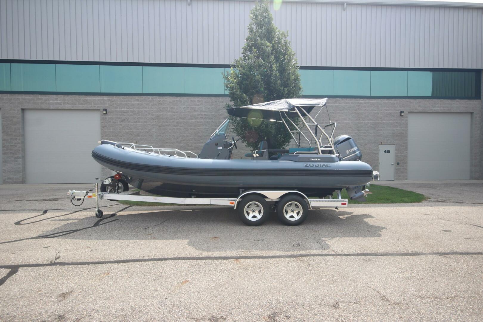 Slide: The Image of Zodiac Medline 6.8 NEO 2023 - 5173814