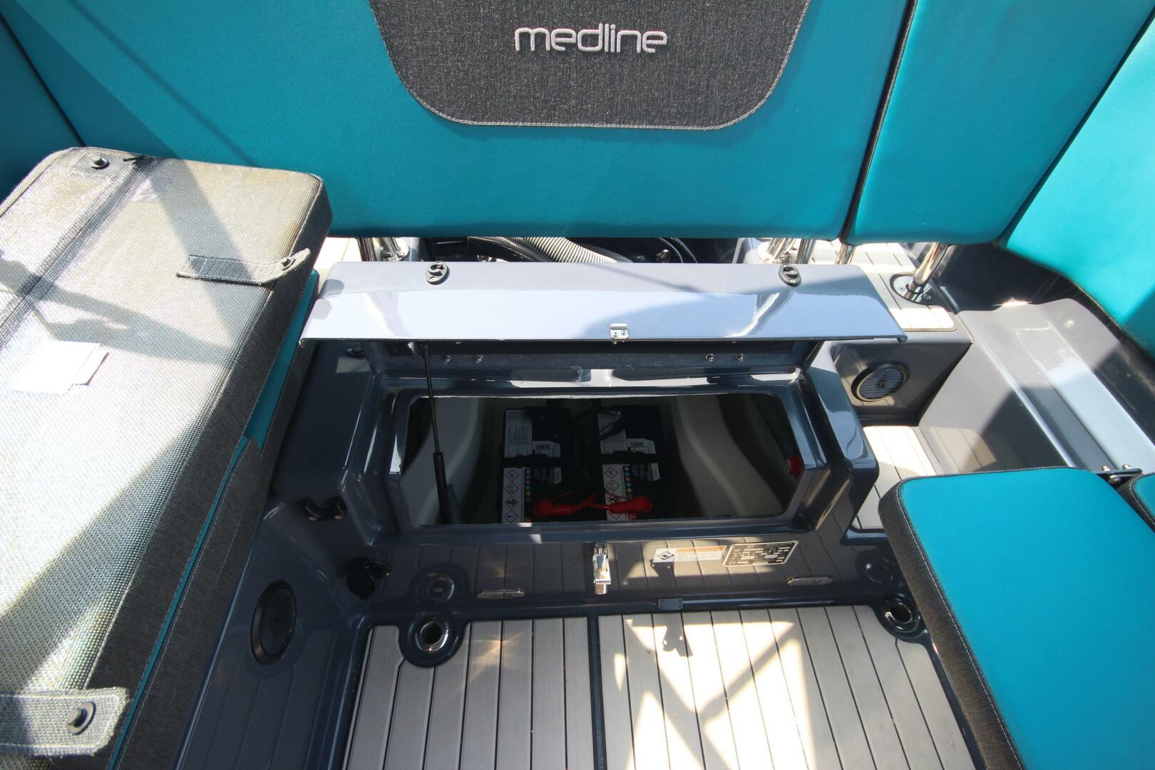 Slide: The Image of Zodiac Medline 6.8 NEO 2023 - 5173834