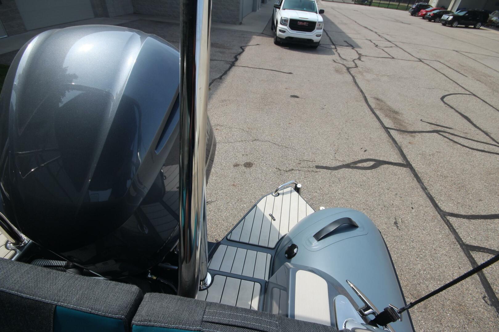 Slide: The Image of Zodiac Medline 6.8 NEO 2023 - 5173825