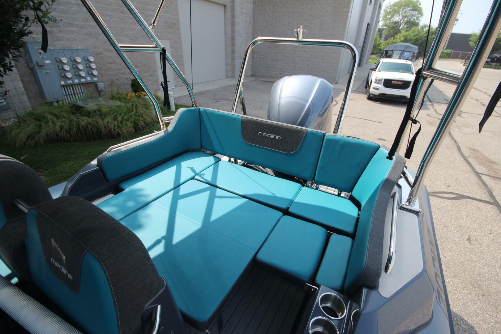 Slide: The Image of Zodiac Medline 6.8 NEO 2023 - 5173831