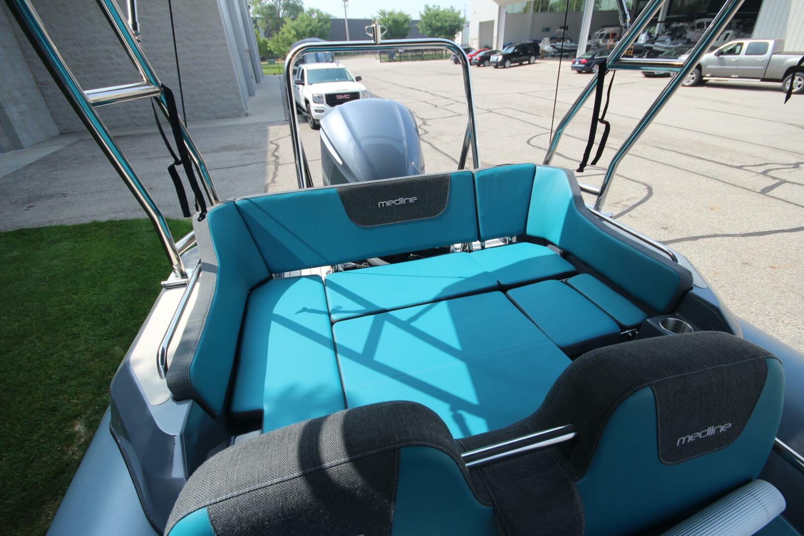 Slide: The Image of Zodiac Medline 6.8 NEO 2023 - 5173832