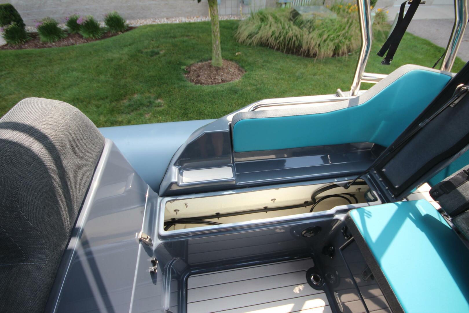 Slide: The Image of Zodiac Medline 6.8 NEO 2023 - 5173833