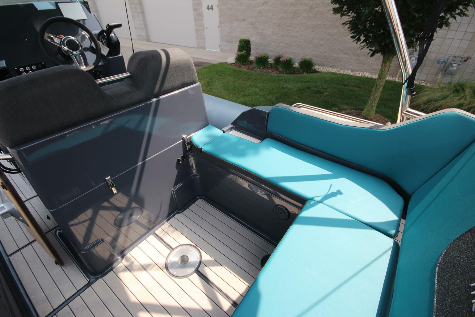 Slide: The Image of Zodiac Medline 6.8 NEO 2023 - 5173836