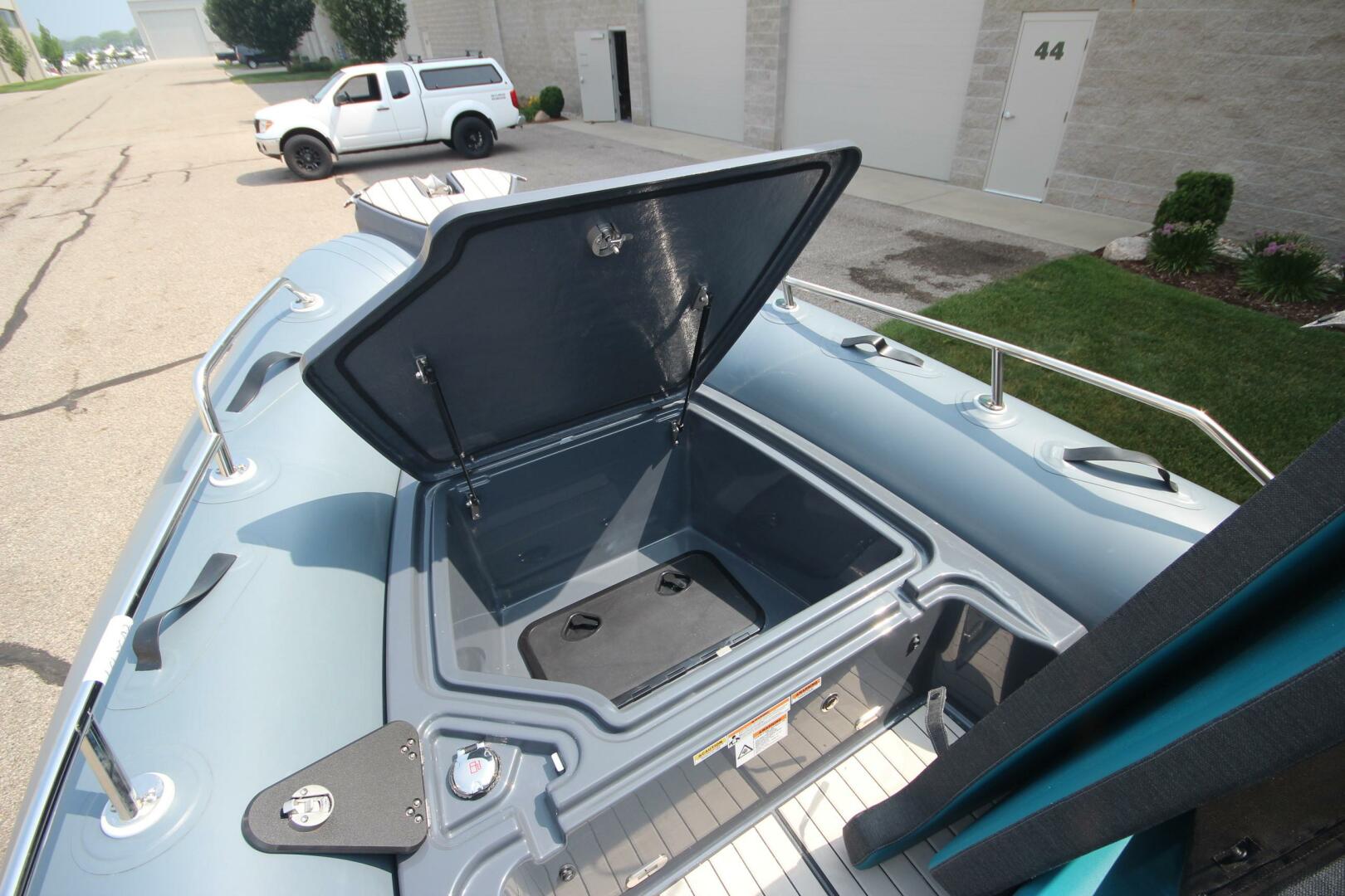 Slide: The Image of Zodiac Medline 6.8 NEO 2023 - 5173853