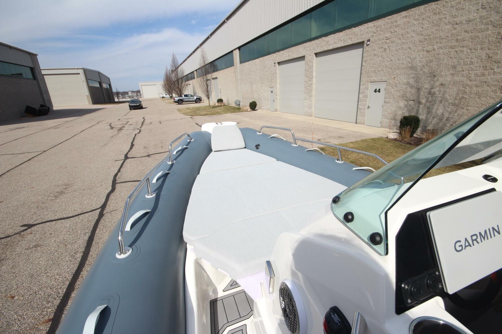 Slide: The Image of Zodiac Medline 7.5 NEO & custom Trailer 2022 - 5185986