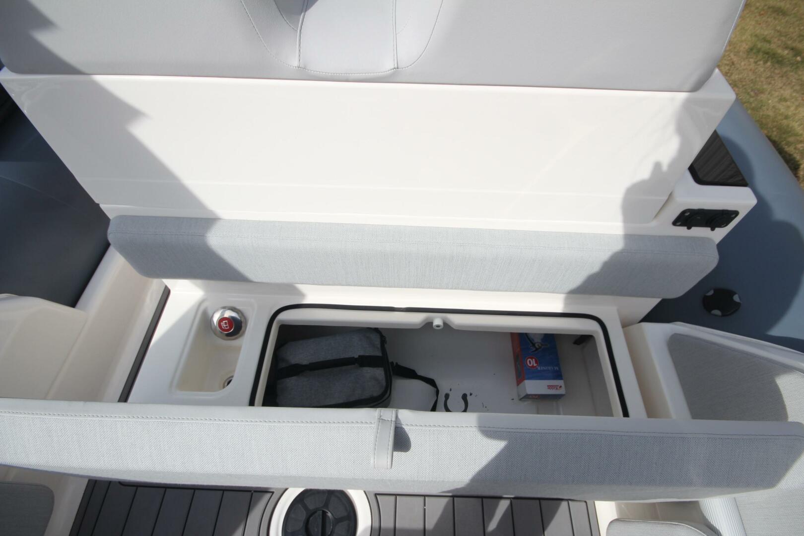 Slide: The Image of Zodiac Medline 7.5 NEO & custom Trailer 2022 - 5185995