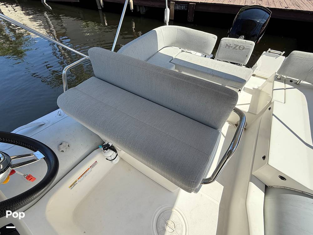 Slide: The Image of Dual Helmsmen Seat - 15261844