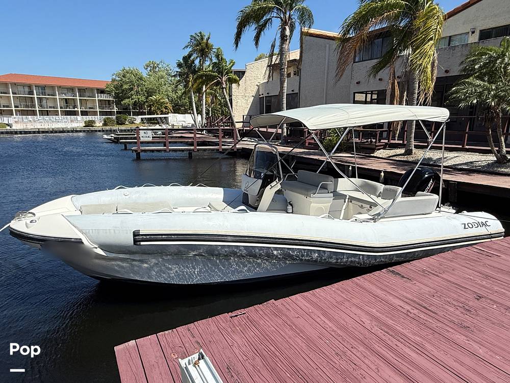 Slide: The Image of Zodiac N-ZO 680 2023 - 15261857