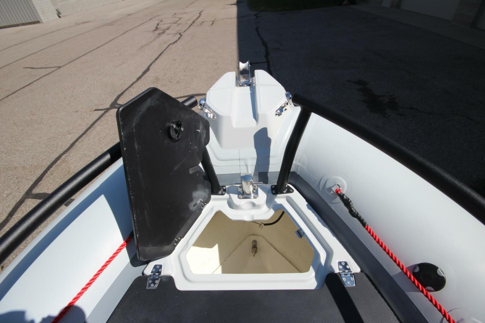 Slide: The Image of Zodiac Open 7 NEO T-Top 2023 - 5175845