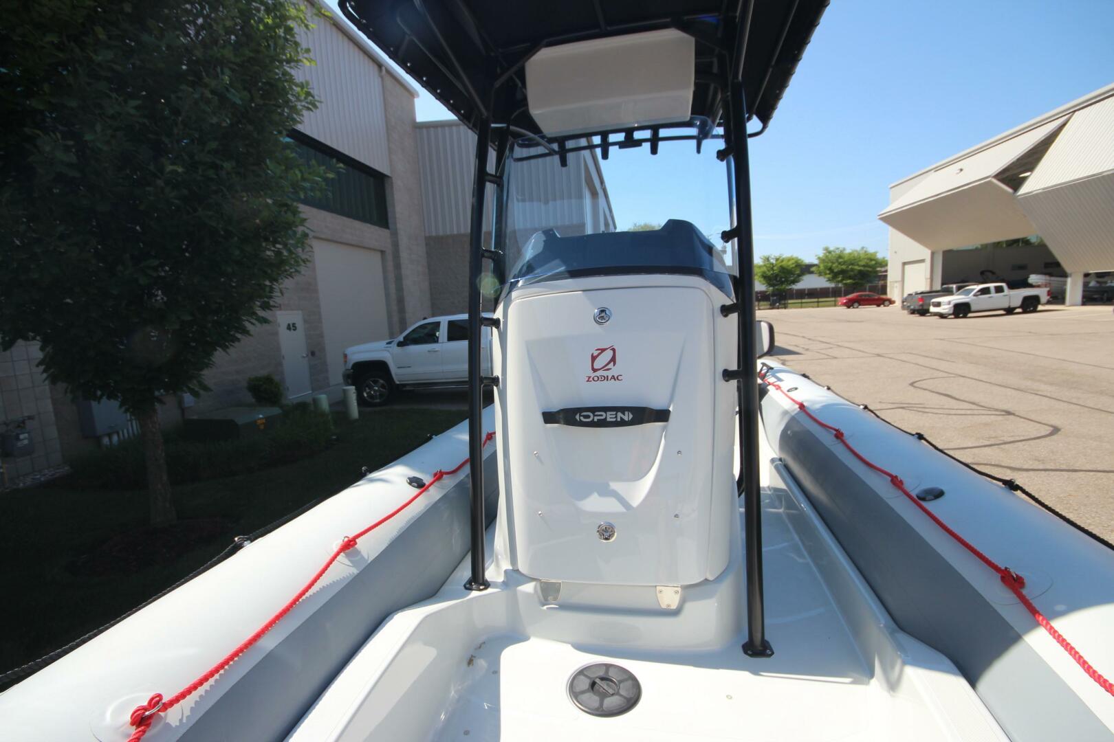 Slide: The Image of Zodiac Open 7 NEO T-Top 2023 - 5175848